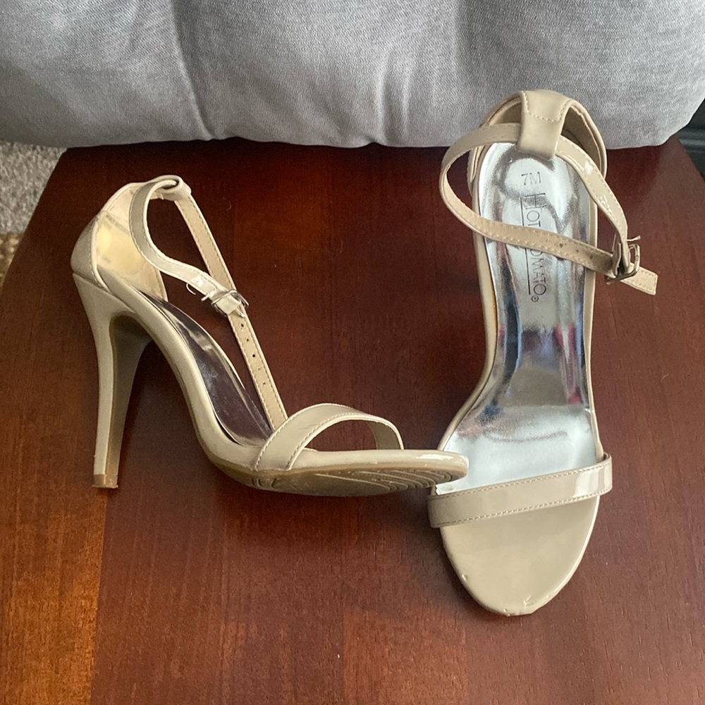Nude heels